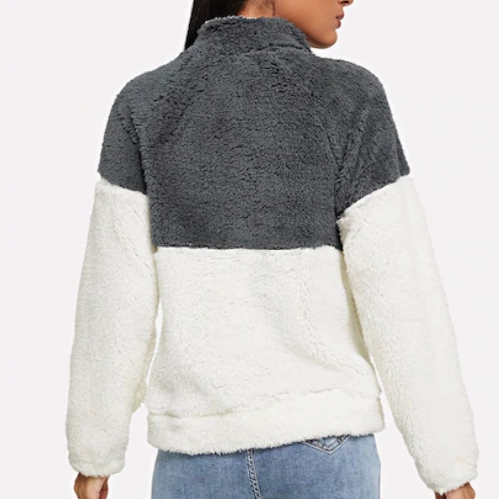 🌟Color block teddy sweater - Picture 4 of 4